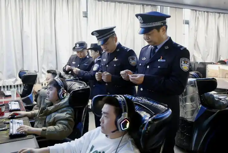线上诈骗无情，教你如何巧妙反击！“线上诈骗如何投诉”